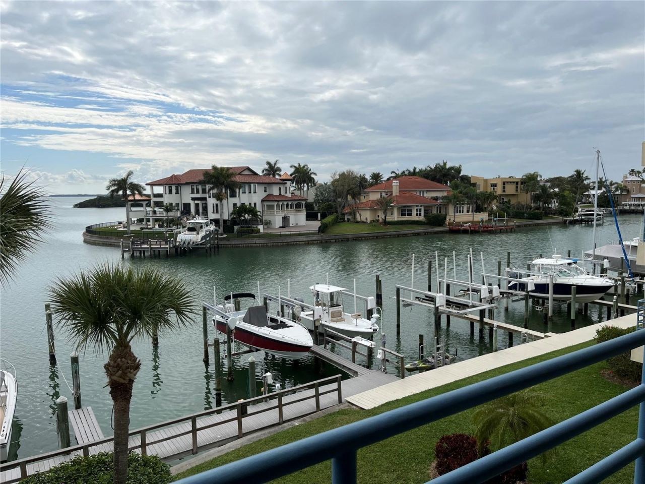 363 Pinellas Bayway S, Unit 36, Tierra Verde, FL 33715 Photo