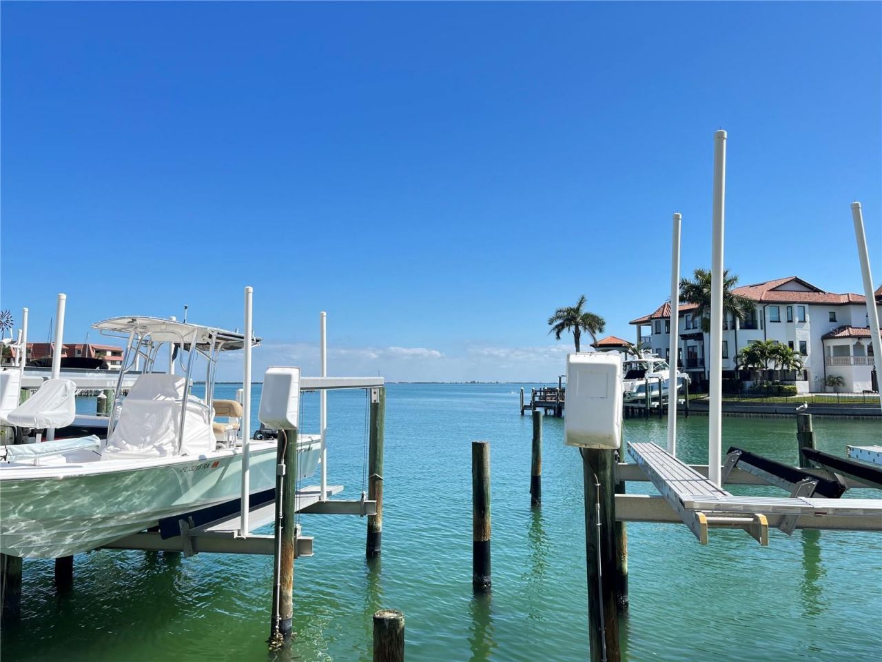 363 Pinellas Bayway S, Unit 36, Tierra Verde, FL 33715 Photo