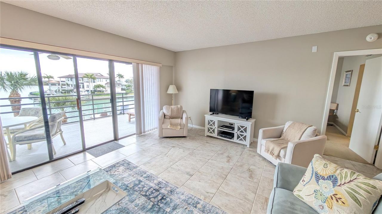 363 Pinellas Bayway S, Unit 36, Tierra Verde, FL 33715 Photo