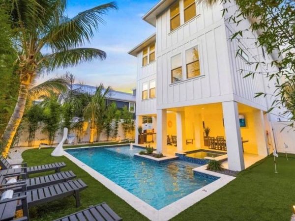 2206 AVENUE A, BRADENTON BEACH, FL 34217