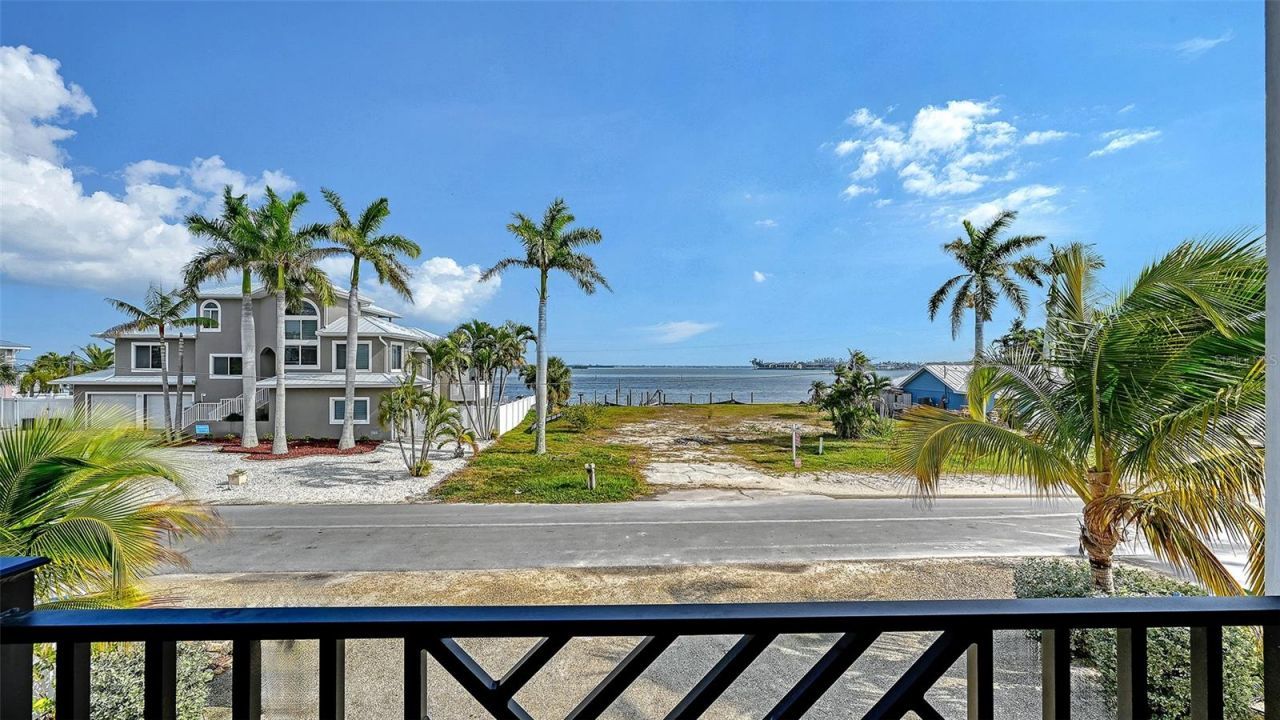 2206 Avenue A, Bradenton Beach, FL 34217 Photo