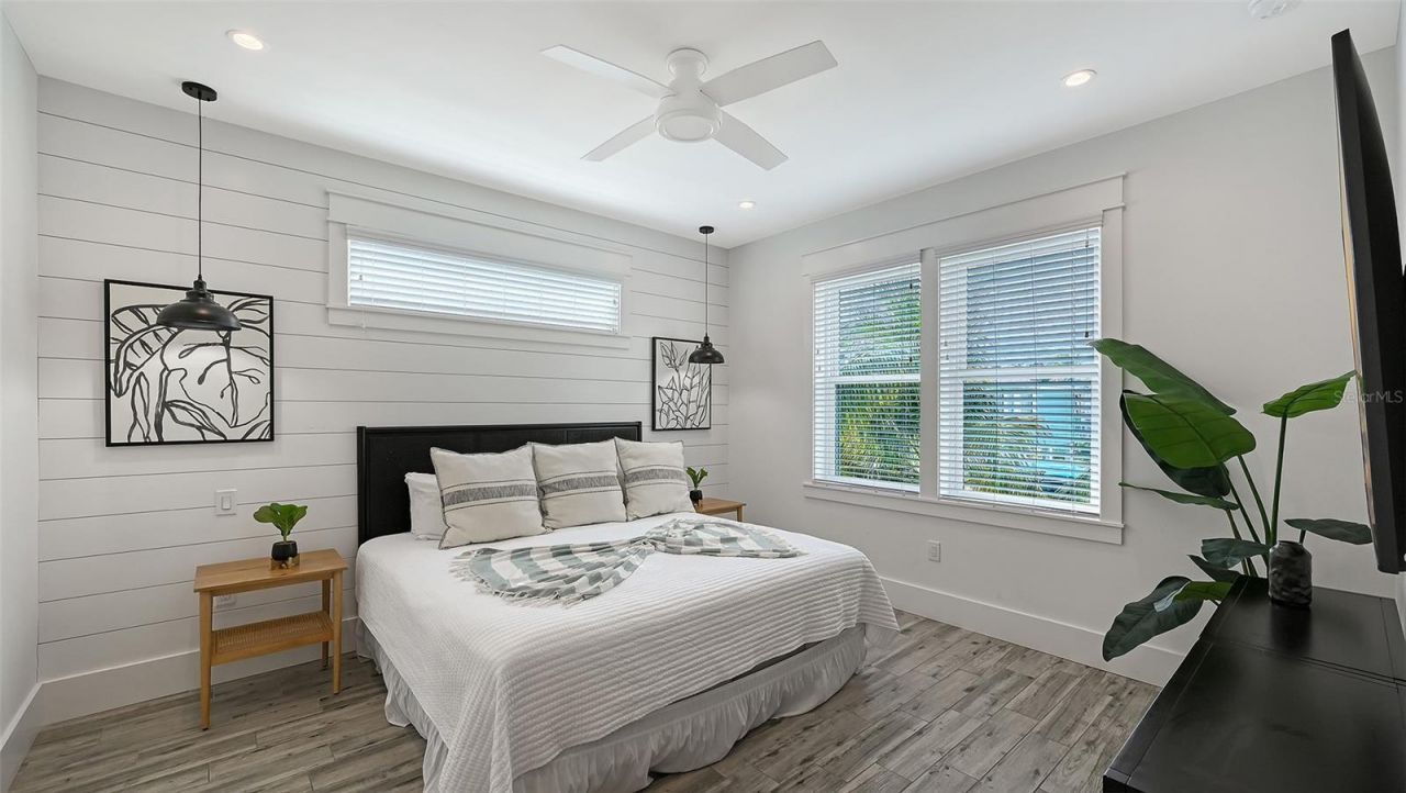 2206 Avenue A, Bradenton Beach, FL 34217 Photo