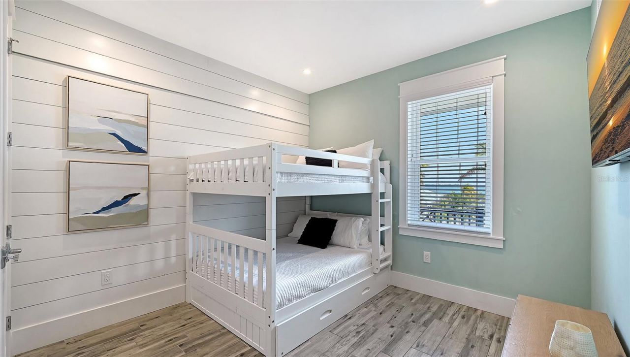 2206 Avenue A, Bradenton Beach, FL 34217 Photo