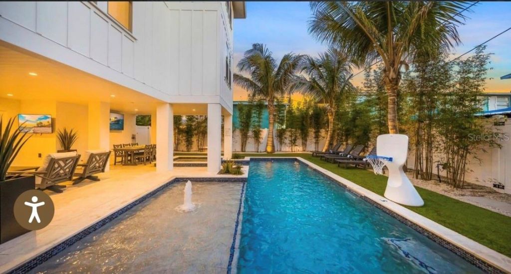 2206 Avenue A, Bradenton Beach, FL 34217 Photo