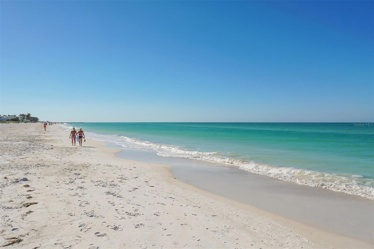 2206 Avenue A, Bradenton Beach, FL 34217 Photo