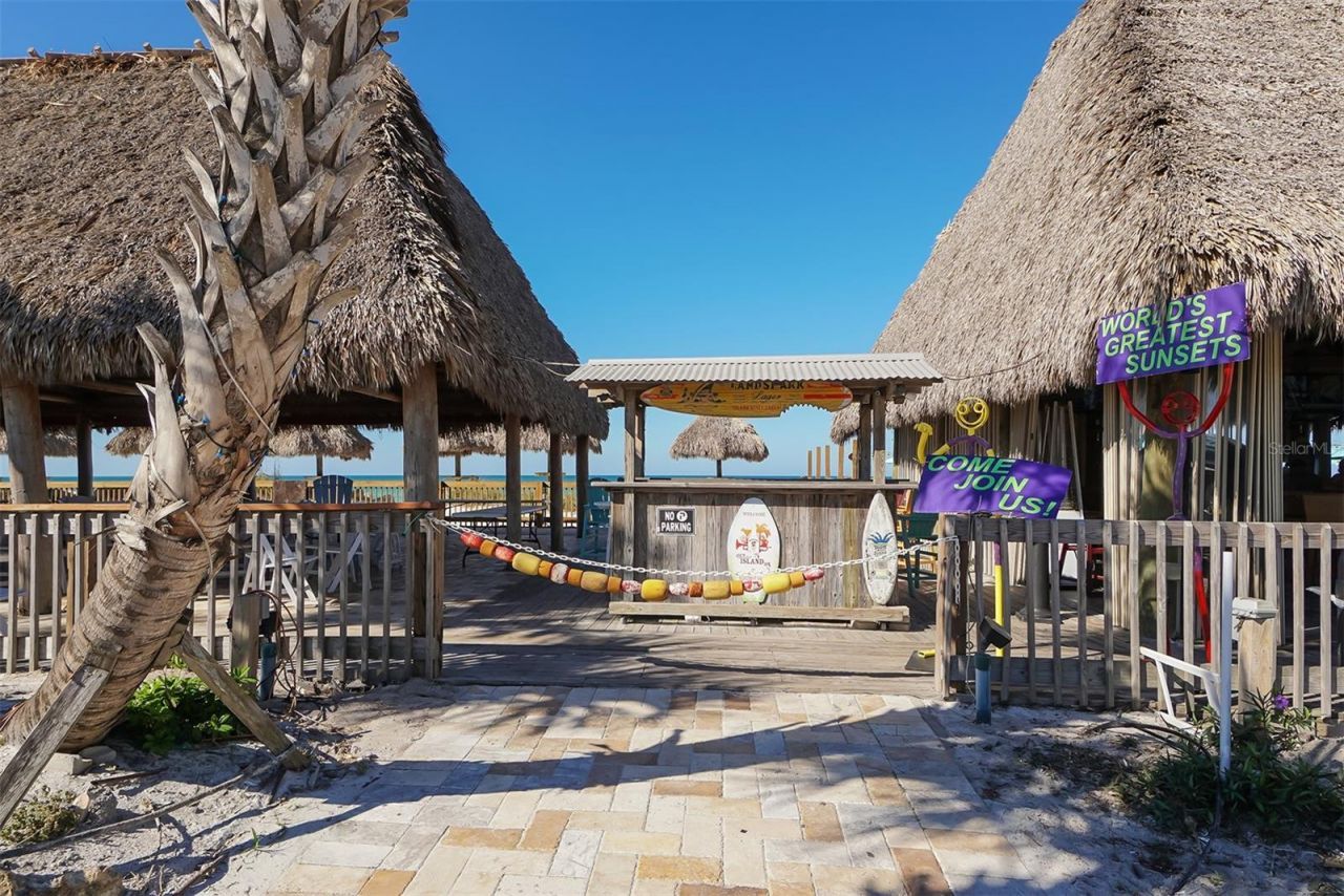 2206 Avenue A, Bradenton Beach, FL 34217 Photo