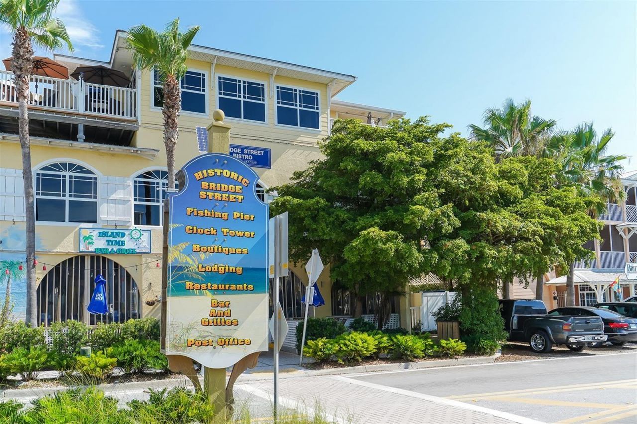 2206 Avenue A, Bradenton Beach, FL 34217 Photo