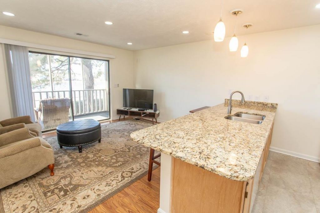 4262 Pinehurst Circle Photo 14