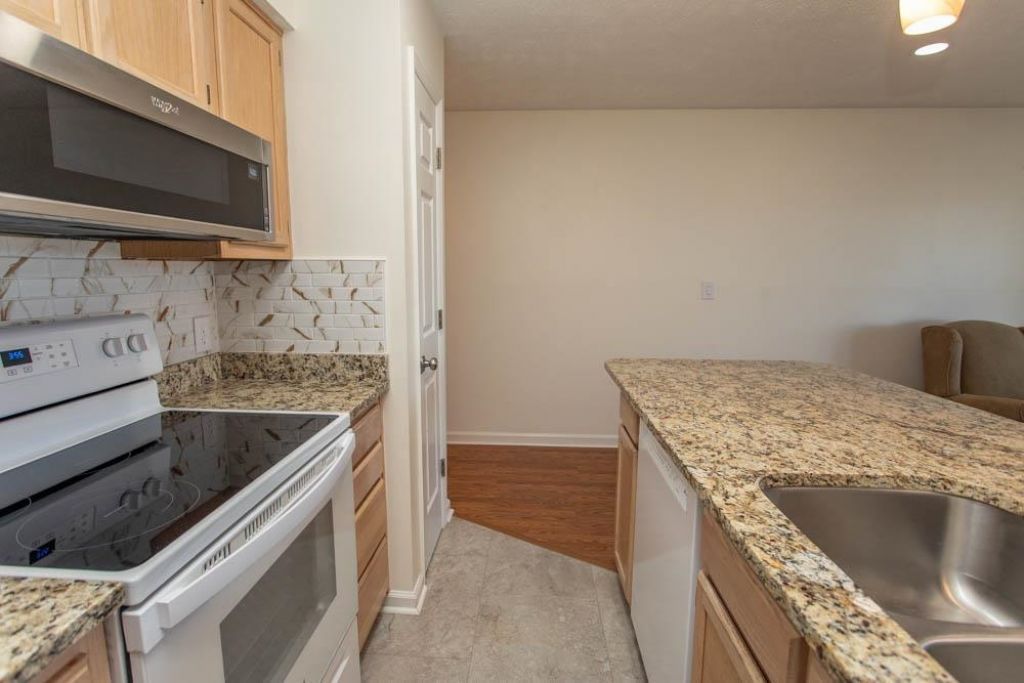 4262 Pinehurst Circle Photo 16