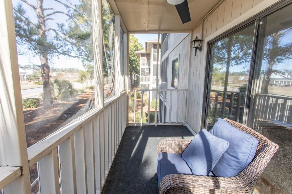 4262 Pinehurst Circle Photo 27