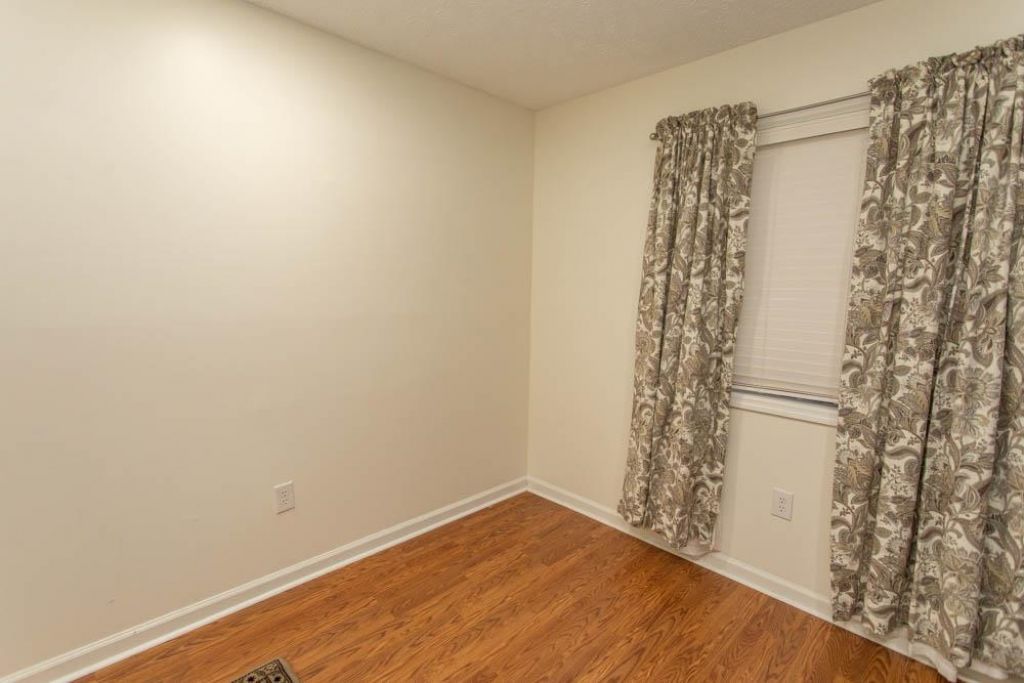 4262 Pinehurst Circle Photo 6