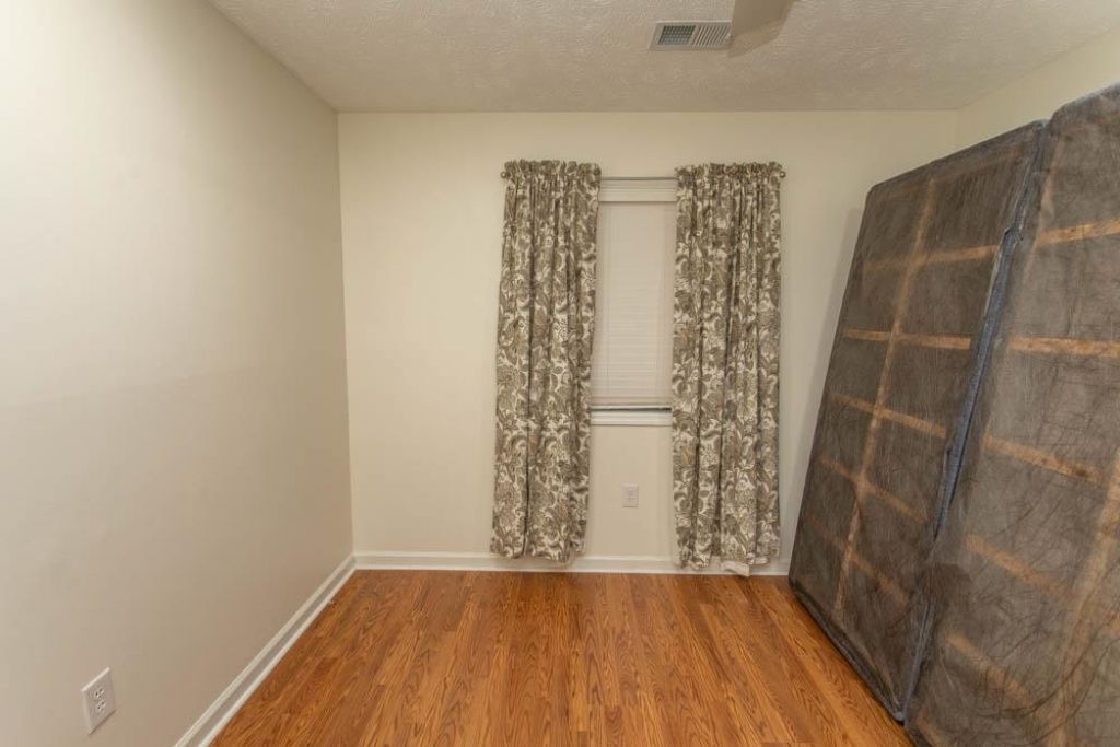 4262 Pinehurst Circle Photo 7