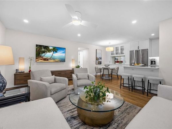 766 Central AVE, Unit 209, NAPLES, FL 34102