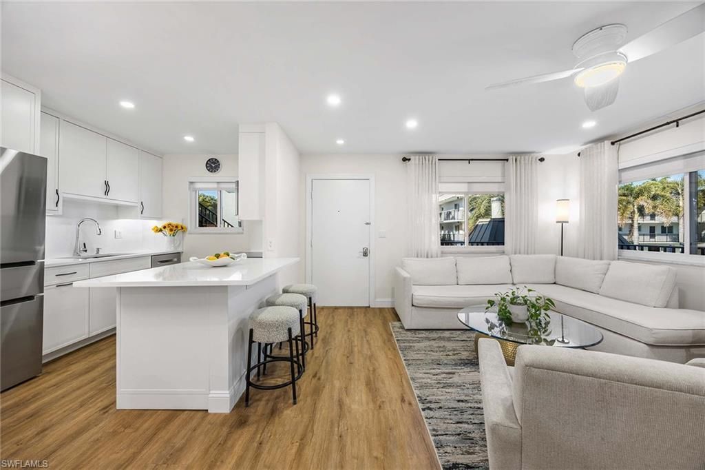 766 Central Ave, Unit 209, Naples, FL 34102 Photo