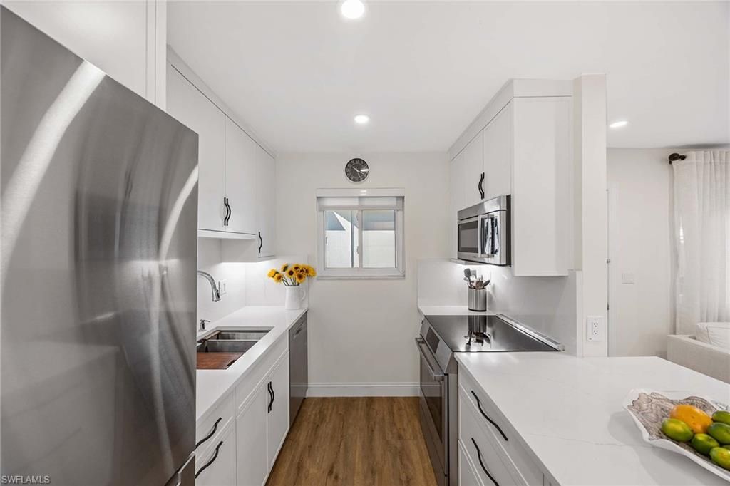 766 Central Ave, Unit 209, Naples, FL 34102 Photo