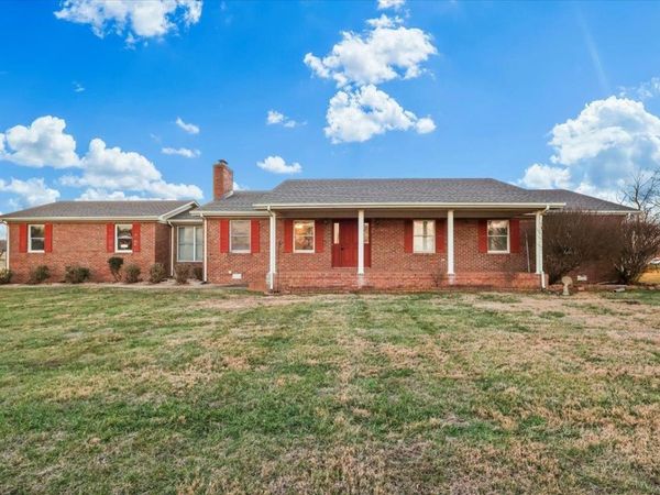 1901 Smiths Grove Scottsville Road, Smiths Grove, KY 42171