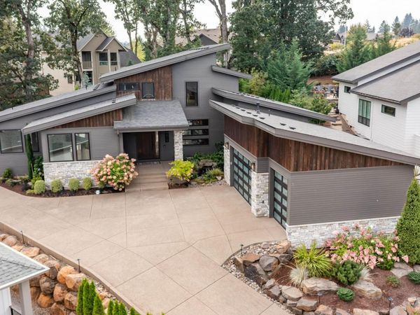 212 Kurth Meadows Av SE, Salem, OR 97306