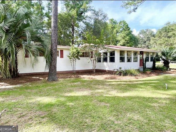 1031 Moore Haven Circle NE, Townsend, GA 31331