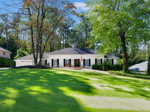 5735 Riverwood Drive, Atlanta, GA 30328