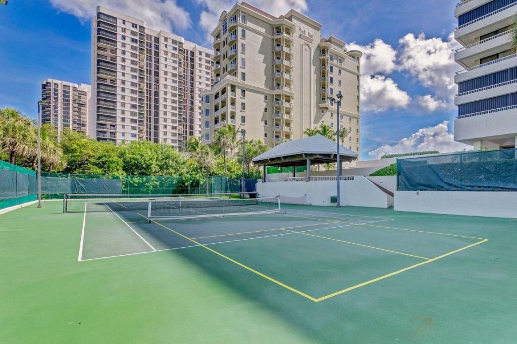 5280 N Ocean Drive, Unit 12- B, Singer Island, FL 33404 Photo