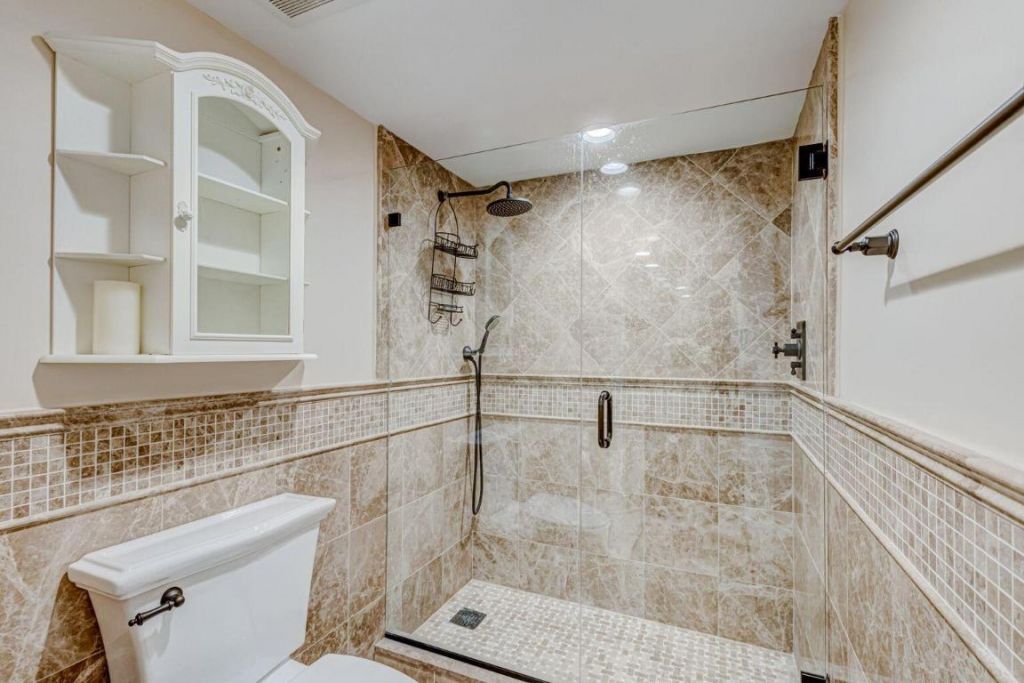 5280 N Ocean Drive, Unit 12- B, Singer Island, FL 33404 Photo