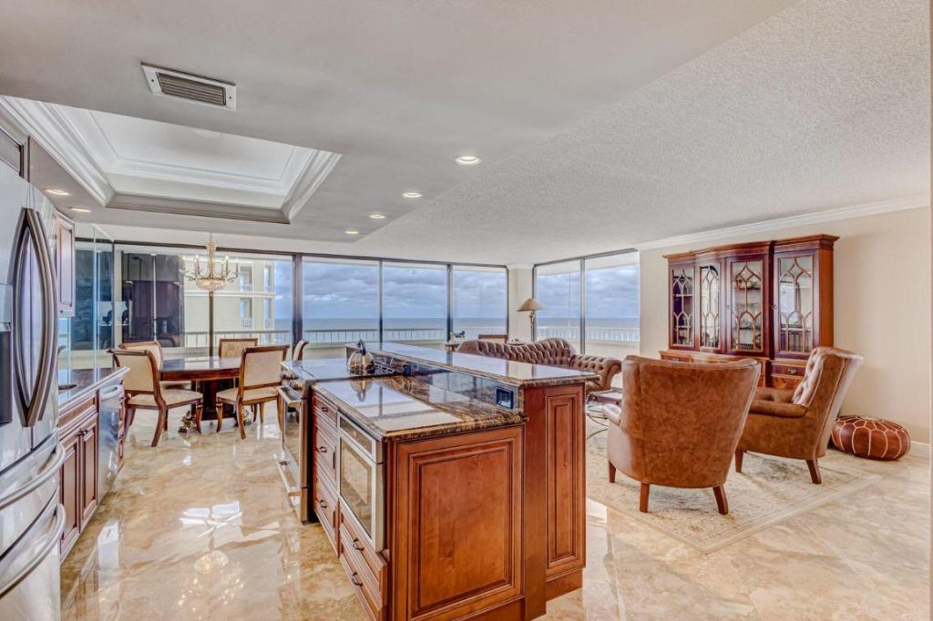 5280 N Ocean Drive, Unit 12- B, Singer Island, FL 33404 Photo