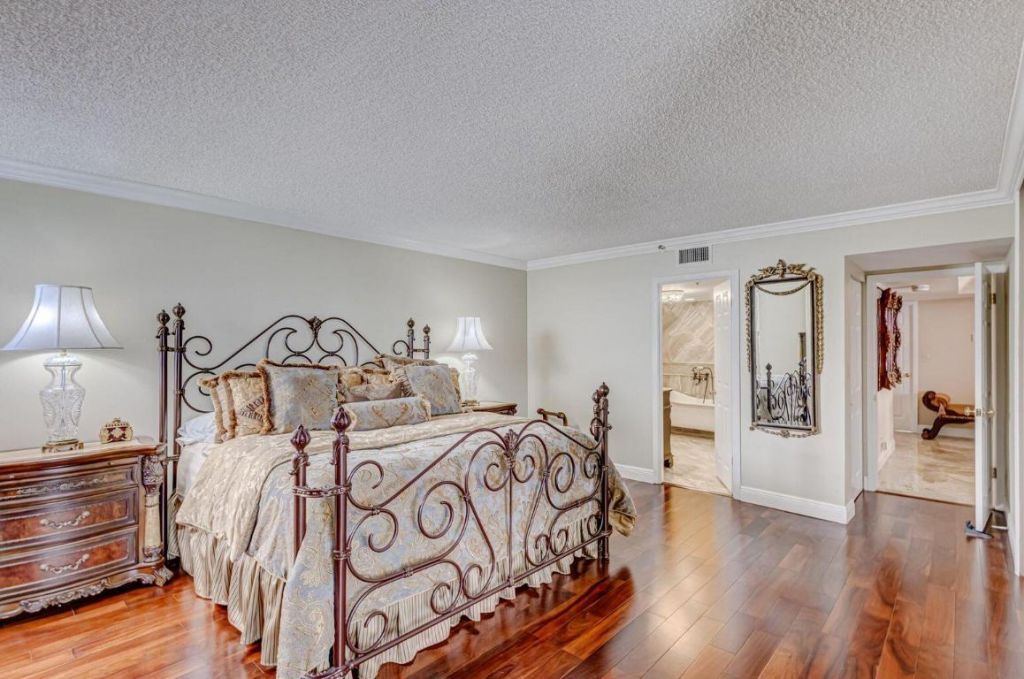 5280 N Ocean Drive, Unit 12- B, Singer Island, FL 33404 Photo