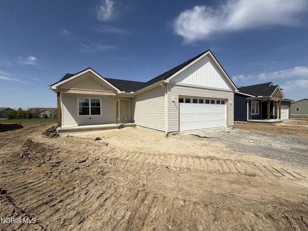 1335 Limerick Lane, Waterville, OH 43566