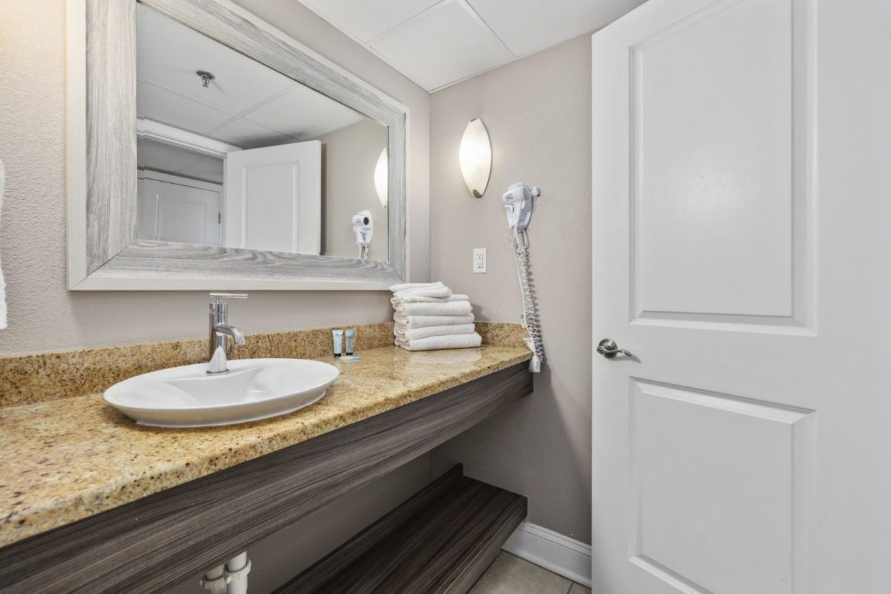 6900 N Ocean Blvd. Photo 14