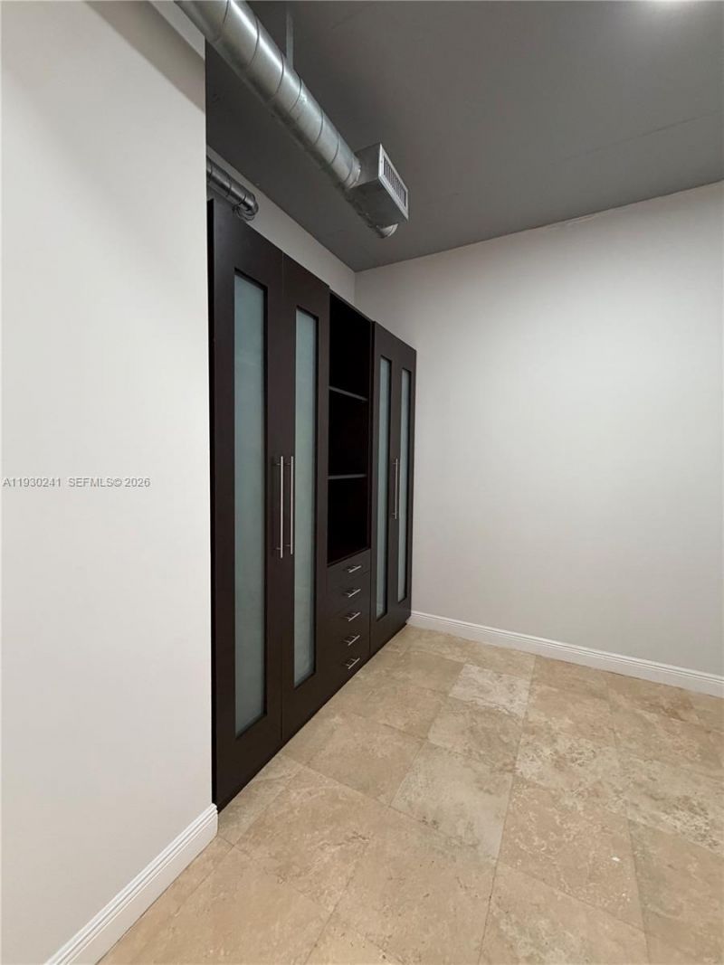 3029 NE 188th St, Unit 303, Aventura, FL 33180 Photo