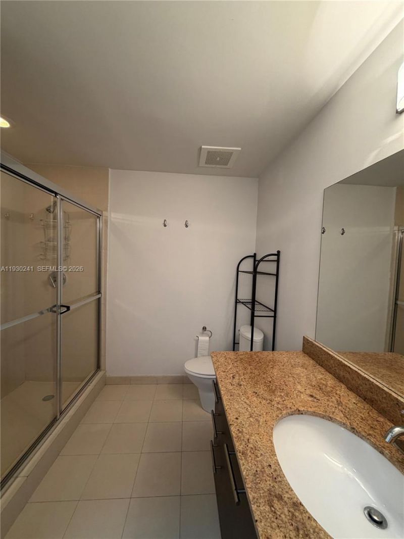 3029 NE 188th St, Unit 303, Aventura, FL 33180 Photo