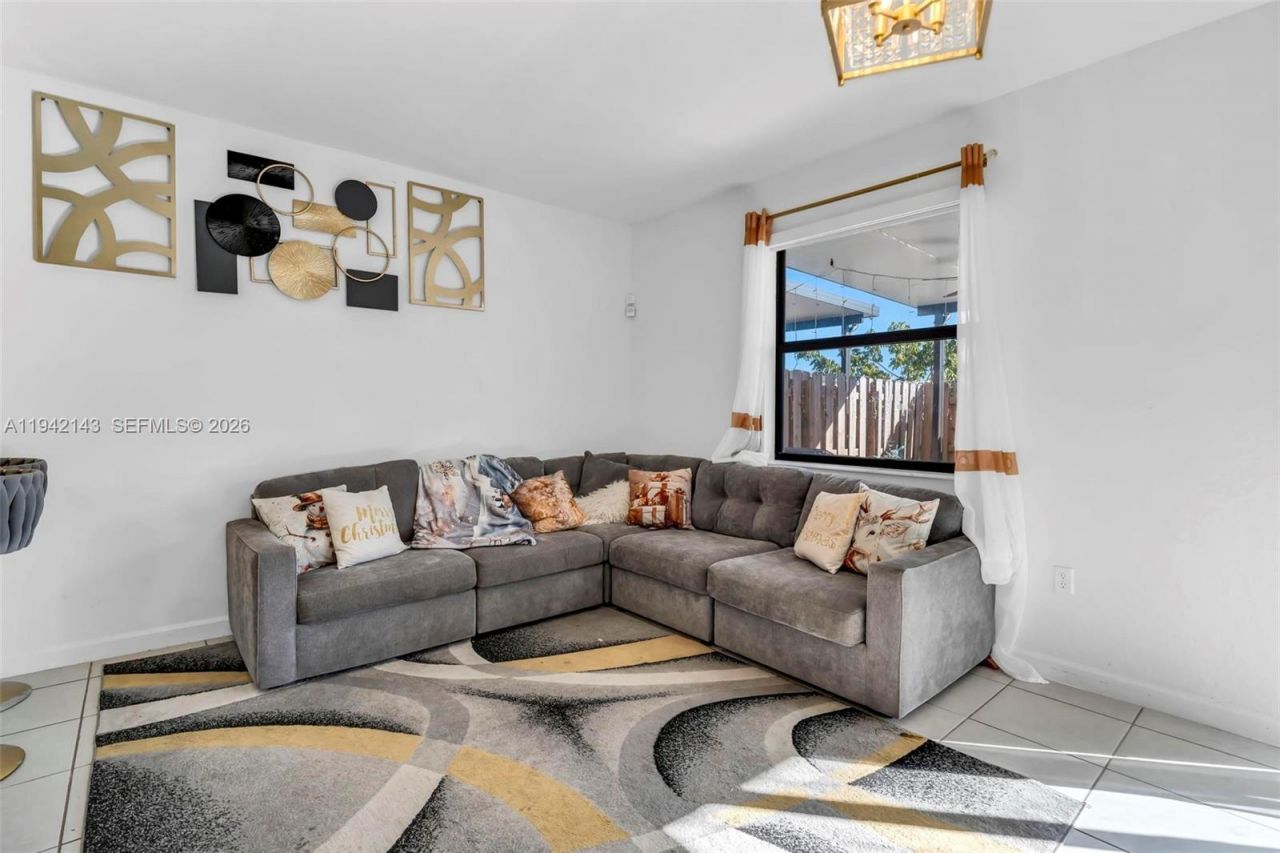 23021 SW 128th Pl , Miami, FL 33170 Photo