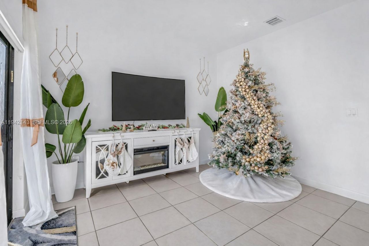 23021 SW 128th Pl , Miami, FL 33170 Photo