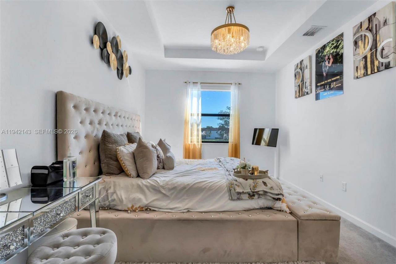 23021 SW 128th Pl , Miami, FL 33170 Photo