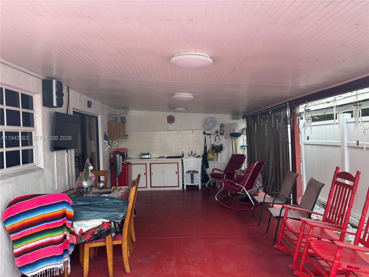 2741 W 74th St, Hialeah, FL 33016 Photo