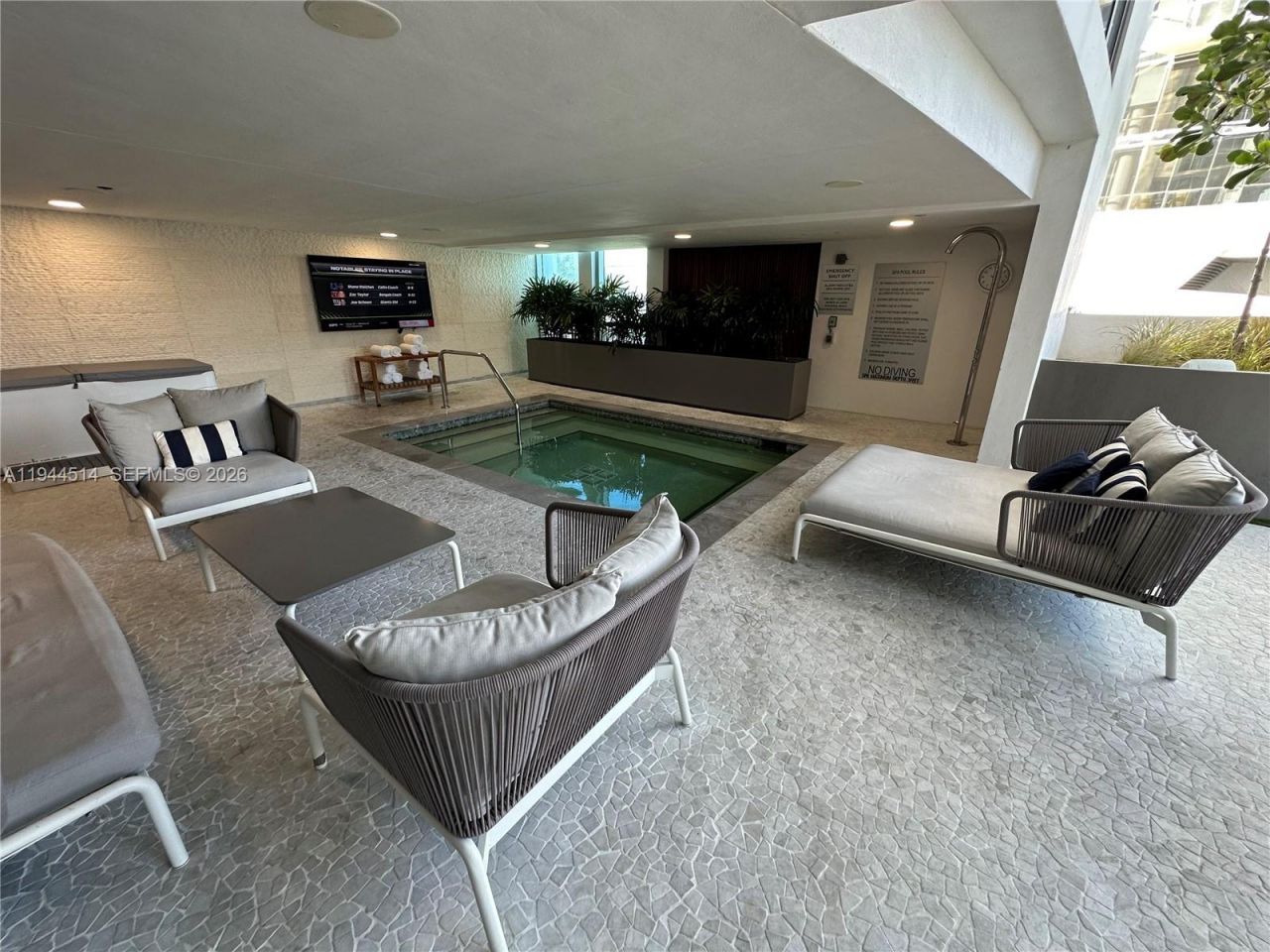 17001 Collins Ave, Unit 4101, Sunny Isles Beach, FL 33160 Photo