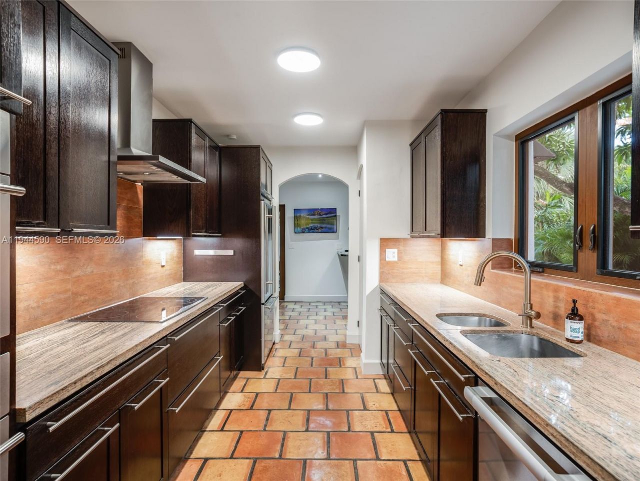 320 W 26th St, Miami Beach, FL 33140 Photo