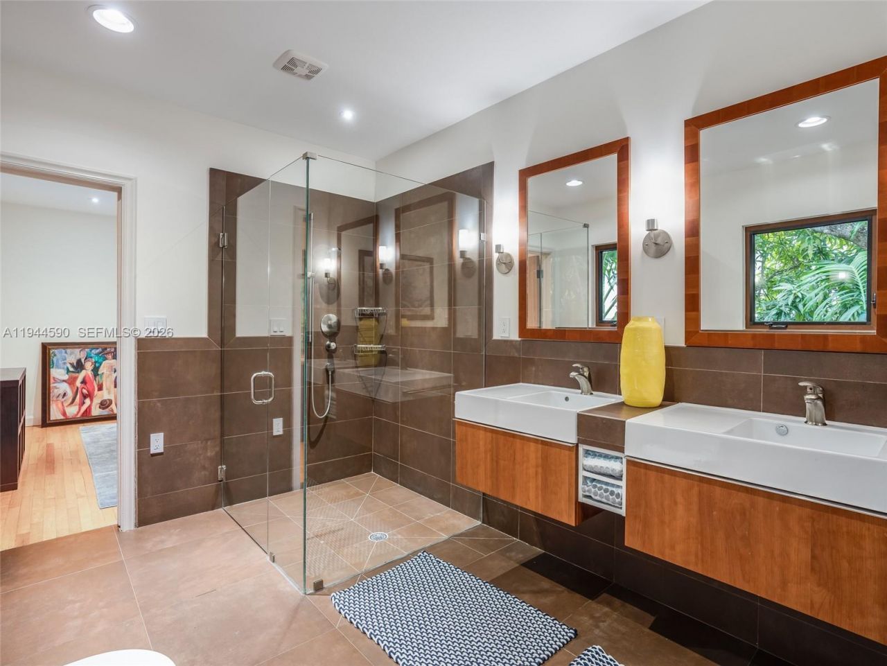 320 W 26th St, Miami Beach, FL 33140 Photo