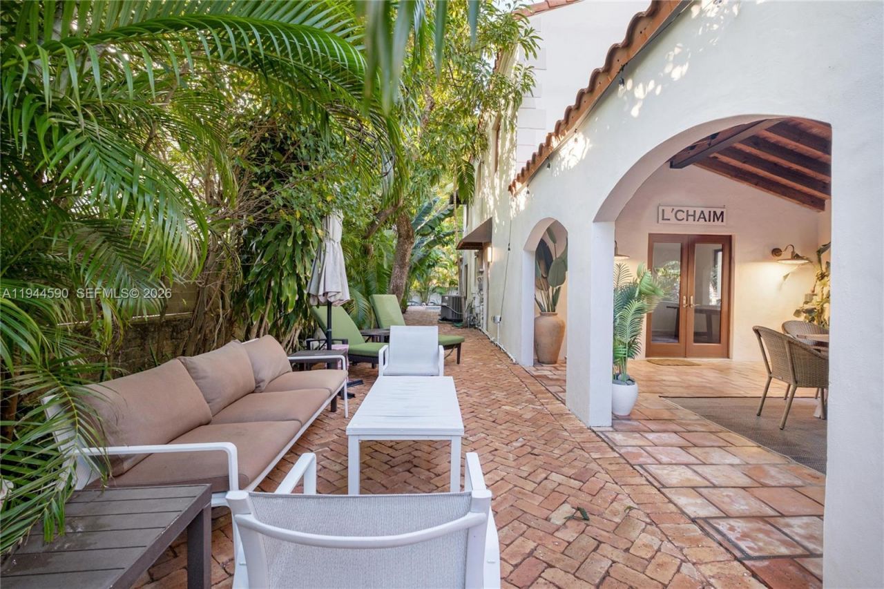 320 W 26th St, Miami Beach, FL 33140 Photo