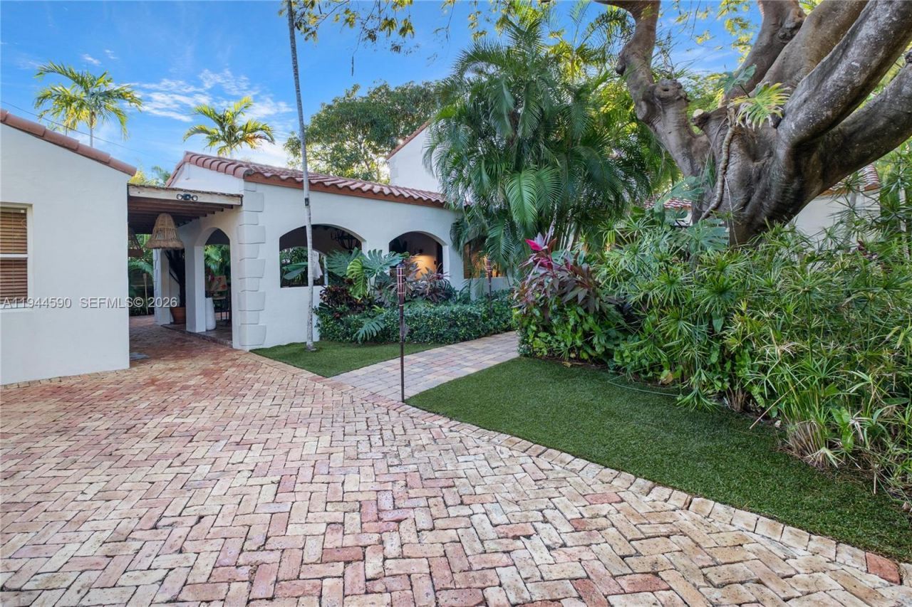 320 W 26th St, Miami Beach, FL 33140 Photo