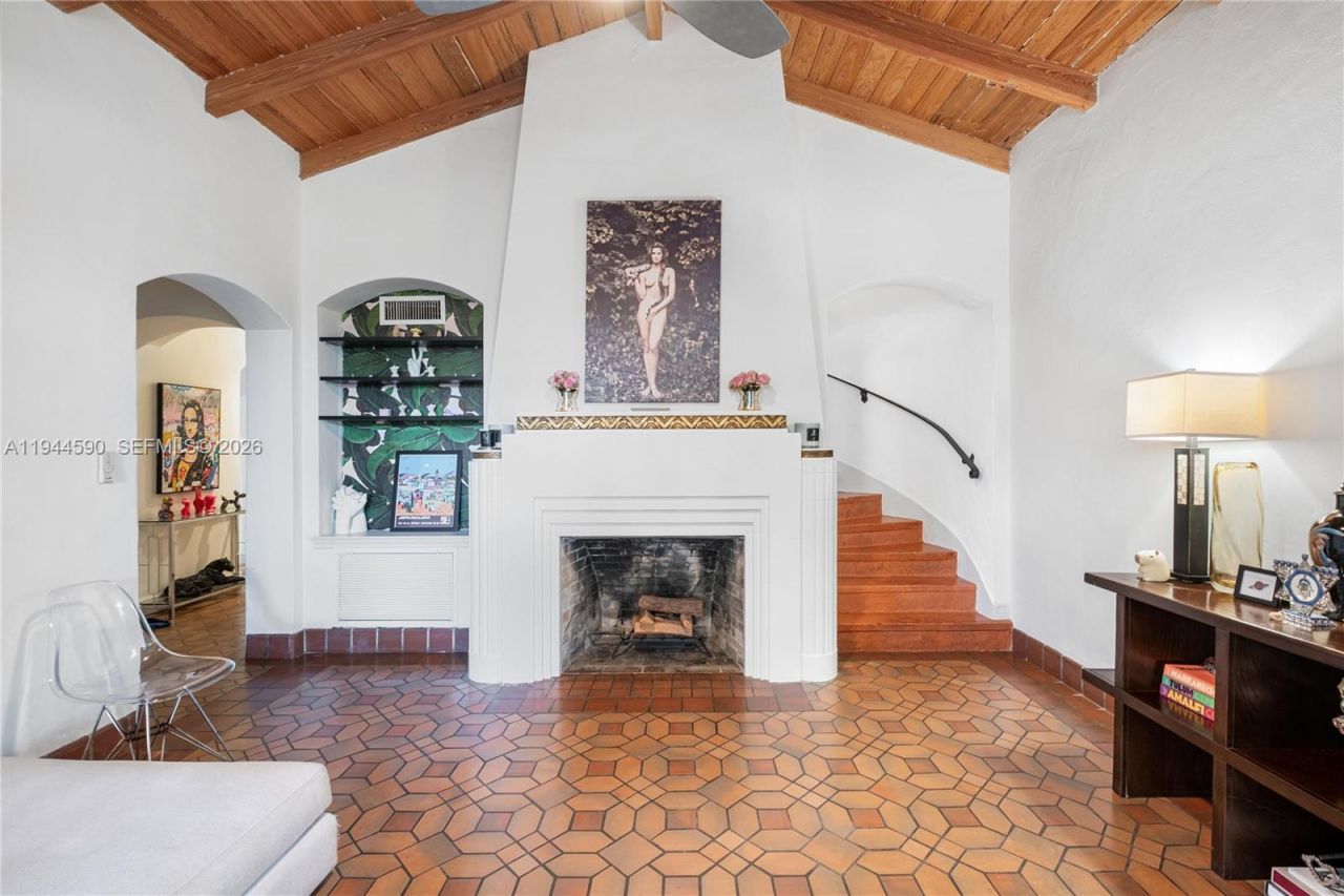 320 W 26th St, Miami Beach, FL 33140 Photo