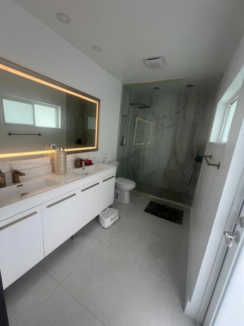 Please Call For Address, Miami, FL 33157 Photo