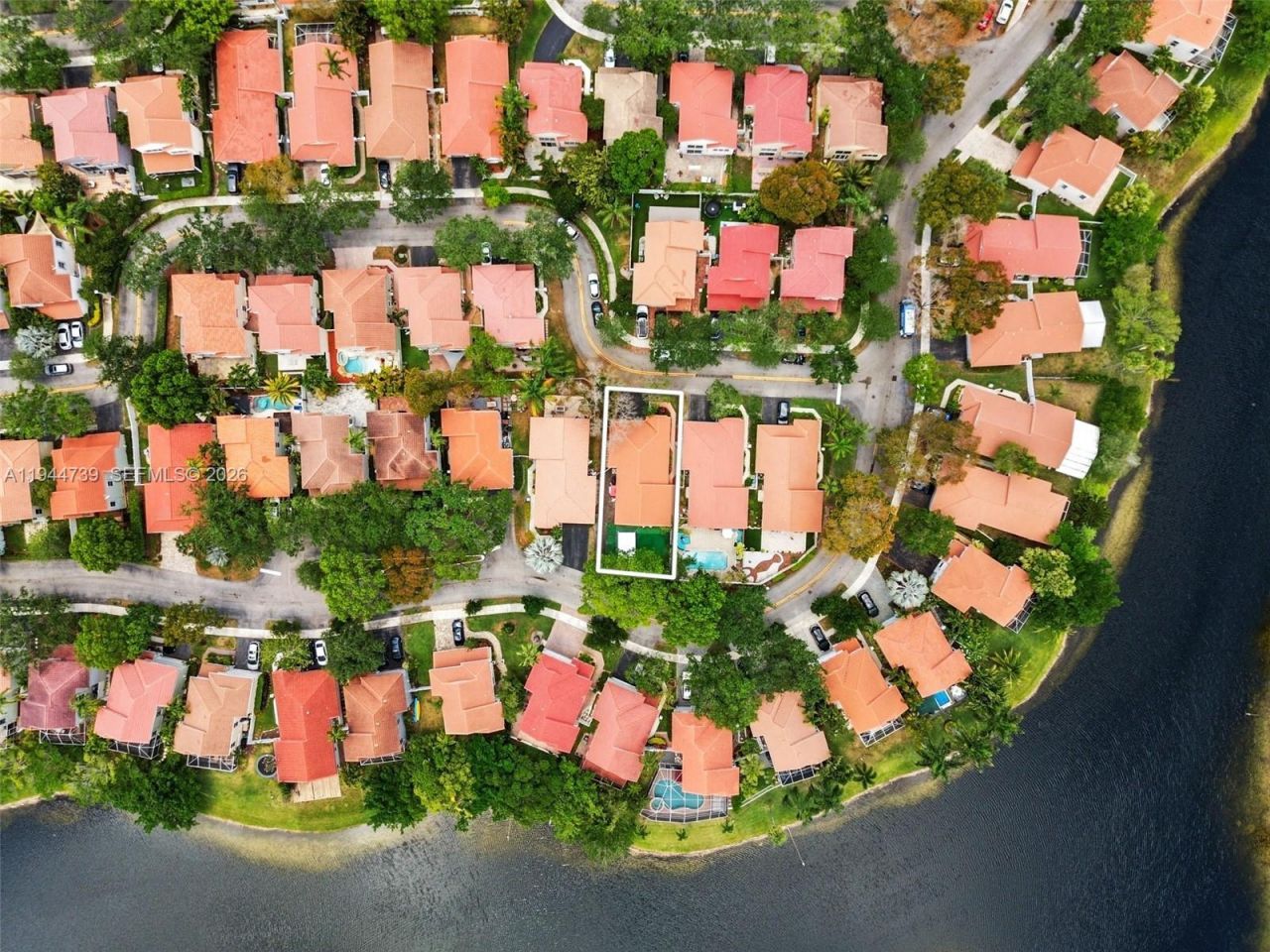 955 Azure Ln, Weston, FL 33326 Photo