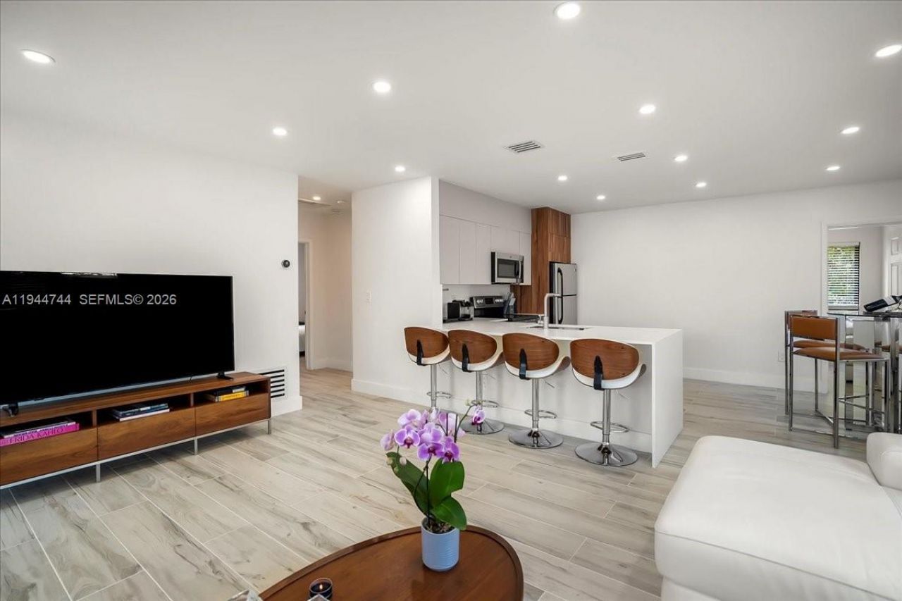 70 NW 47th Ter, Miami, FL 33127 Photo