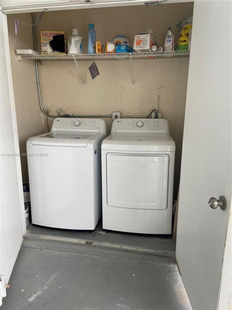 8640 SW 212th St , Unit 304, Cutler Bay, FL 33189 Photo