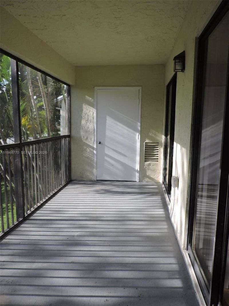 1331 S Franklin Ave, Unit 1331E, Homestead, FL 33034 Photo