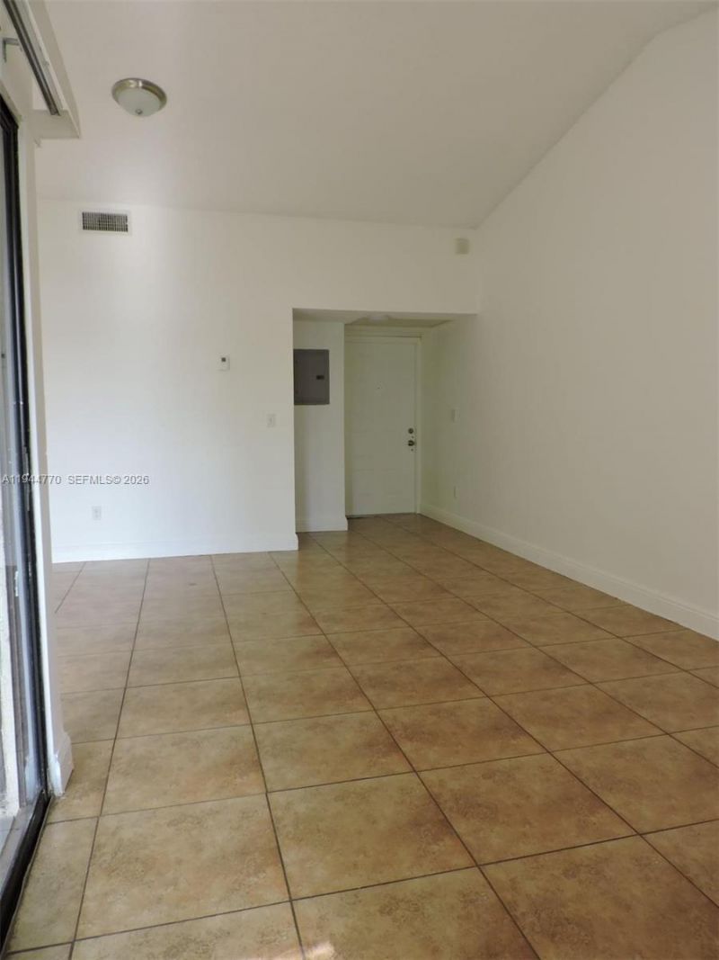 1331 S Franklin Ave, Unit 1331E, Homestead, FL 33034 Photo