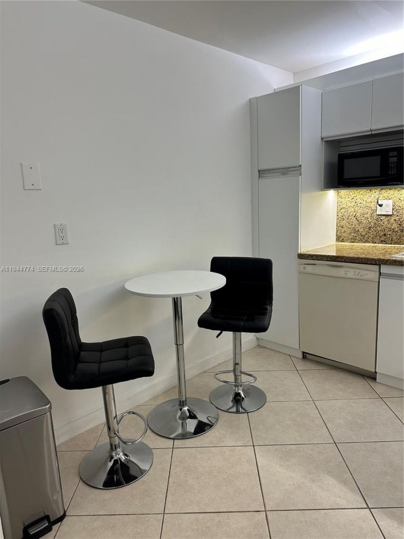 18151 NE 31st Ct, Unit 108, Aventura, FL 33160 Photo