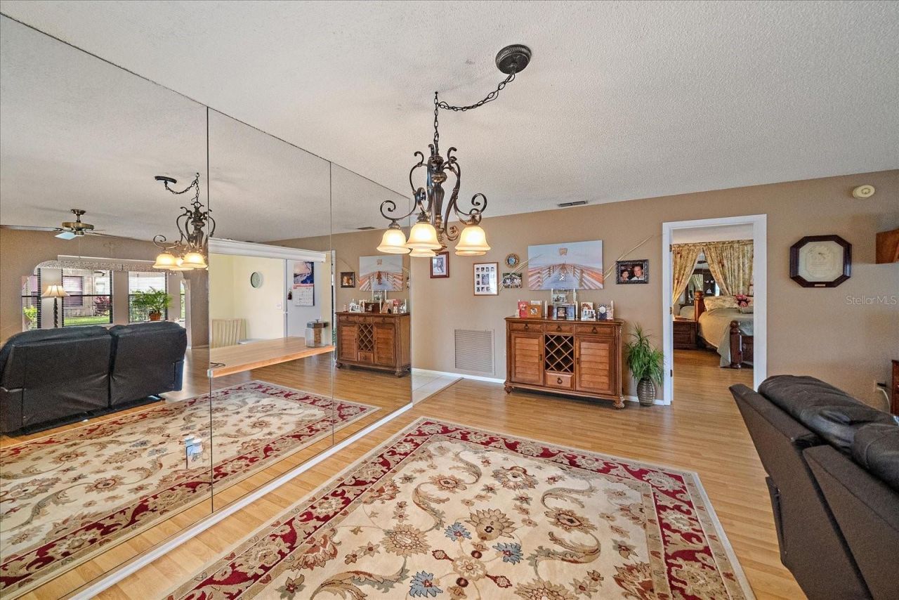 4735 Oak Hill Drive, Unit 8, Sarasota, FL 34232 Photo