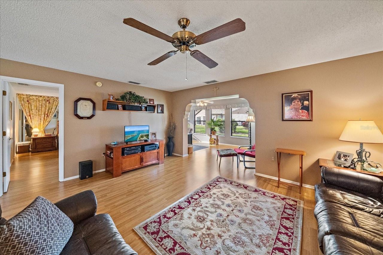 4735 Oak Hill Drive, Unit 8, Sarasota, FL 34232 Photo